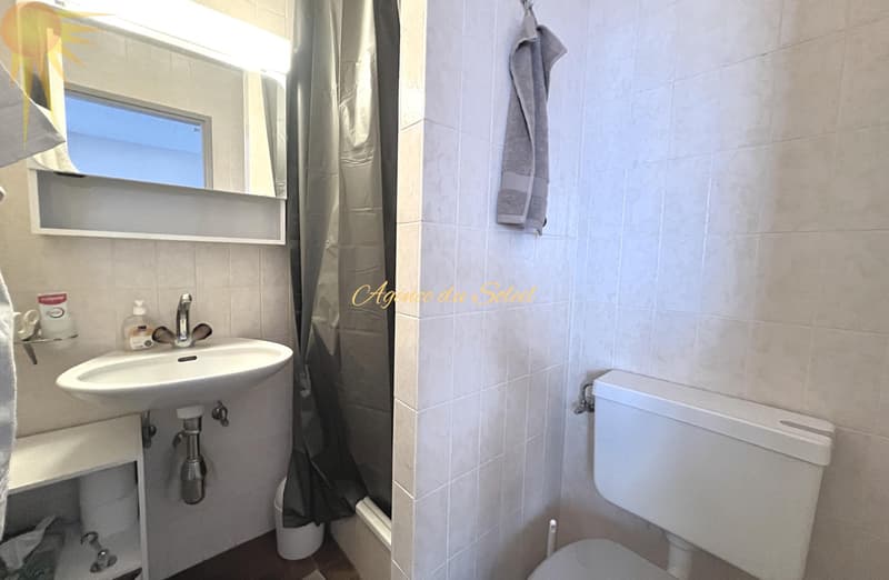 À louer (saison): Très cosy appartement de 3.5 pièces à proximité du funiculaire ! (9)