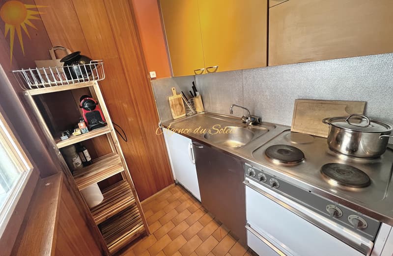 À louer (saison): Très cosy appartement de 3.5 pièces à proximité du funiculaire ! (4)