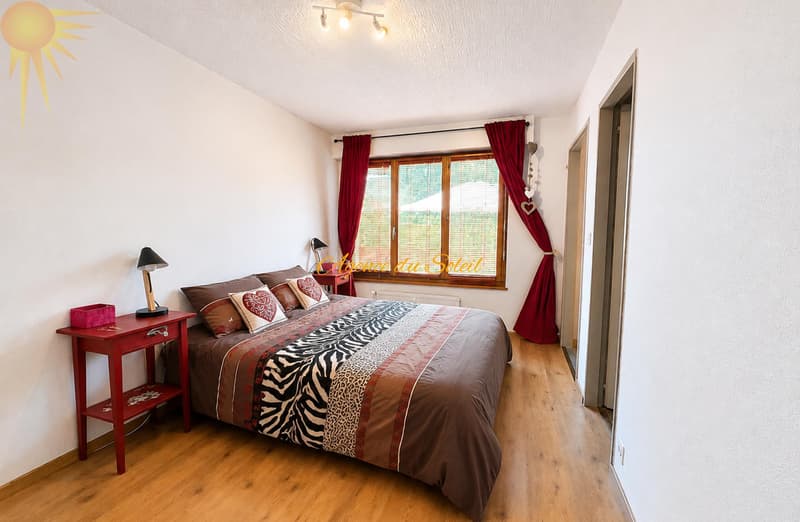 À louer (saison): Très cosy appartement de 3.5 pièces à proximité du funiculaire ! (6)