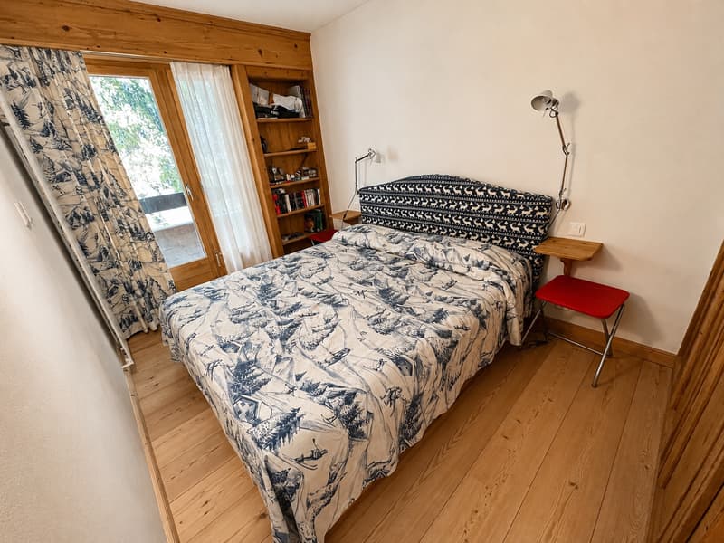 À louer à la semaine : Appartement Ski-in, Ski-out de 5.5 pièces avec 2 places de parc intérieurs, à Montana ! (9)