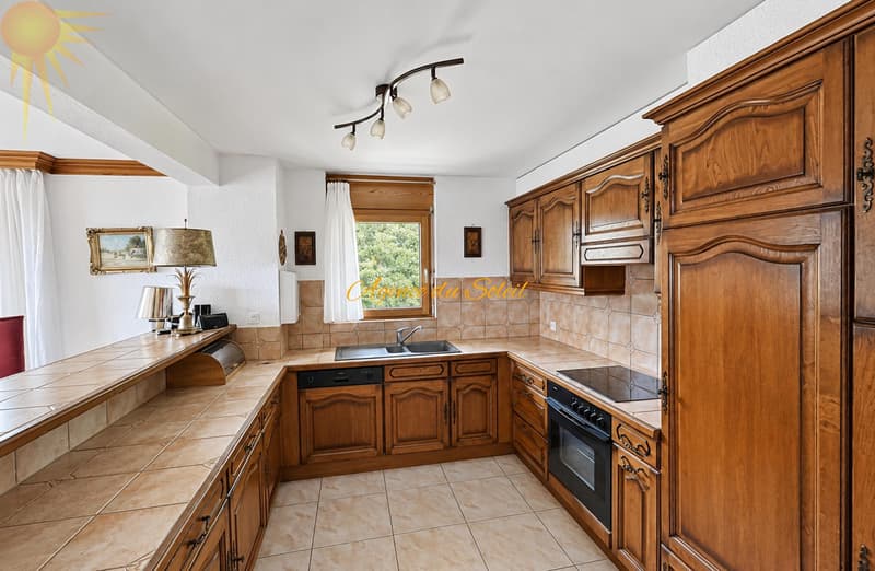 Très joli appartement traversant d'angle à Crans ! (4)