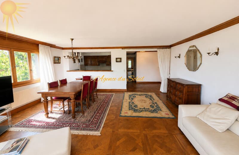 Très joli appartement traversant d'angle à Crans ! (3)