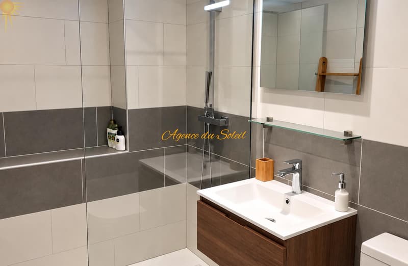 Adorable pied-à-terre rénové au coeur de Crans avec une belle vue dégagée ! (6)