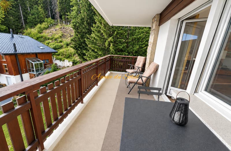 Splendide appartement ski-in/ski-out, traversant d'angle, de 3.5 pièces, à Montana ! (3)