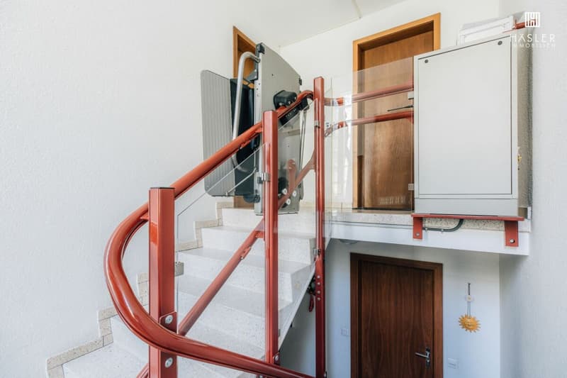 Grosszügige 4½-Zi-Dachwohnung mit See- und Bergsicht (13)