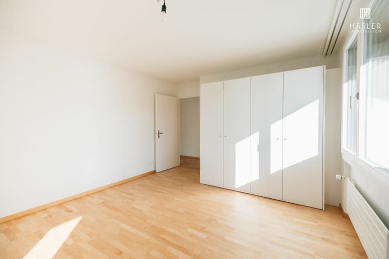 Moderne 4½-Zimmer-Maisonette-Wohnung am rechten Thunerseeufer (10)