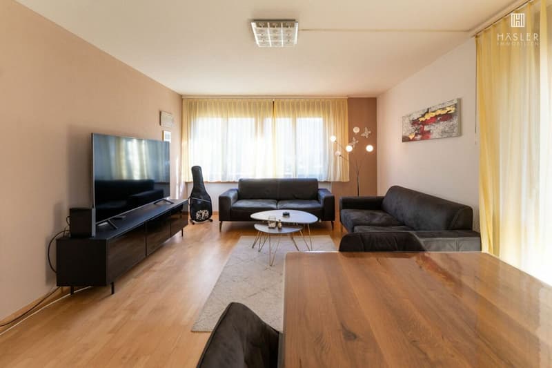 Gepflegte 4½-Zimmer-Wohnung in Seenähe (2)