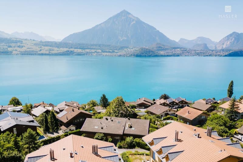 Charmante 2½-Zi-Dachwohnung - ein Zuhause mit Weitblick und Feriengefühl (5)