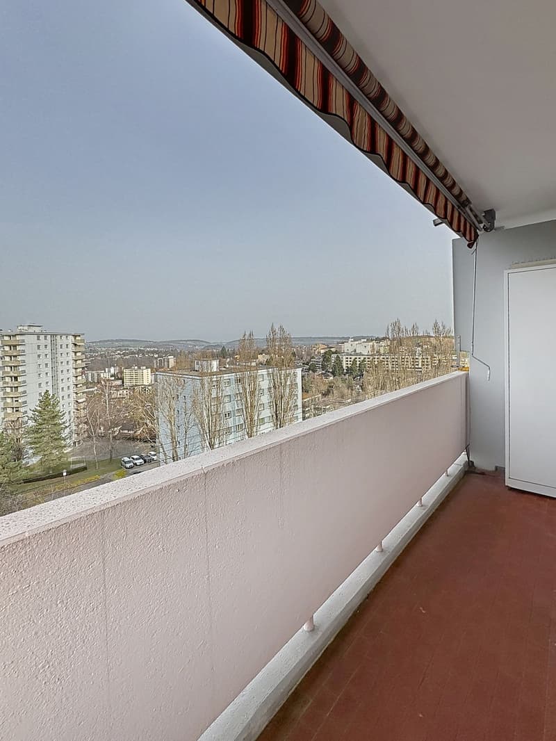Bel appartement de 4 pièces avec magnifique vue dégagée (13)
