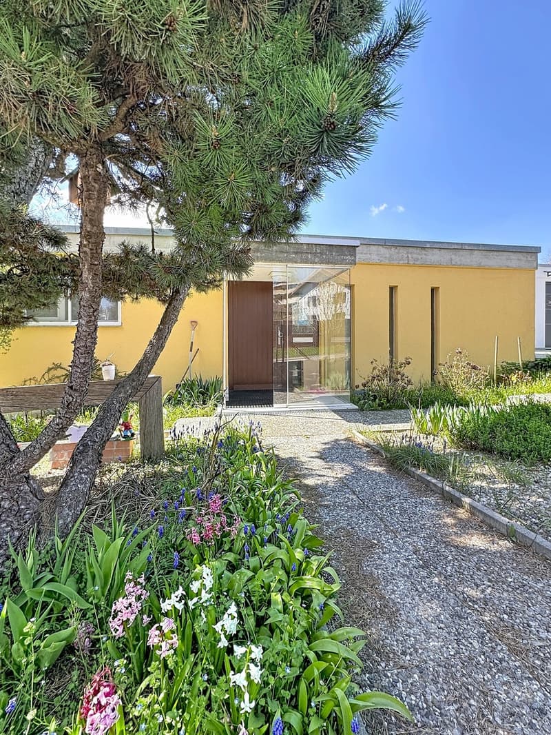 Villa jumelée de 5.5 pces Récemment rénovée A 2 pas de tout ! (4)
