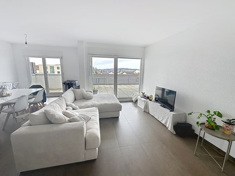 Attique avec grand balcon (2)