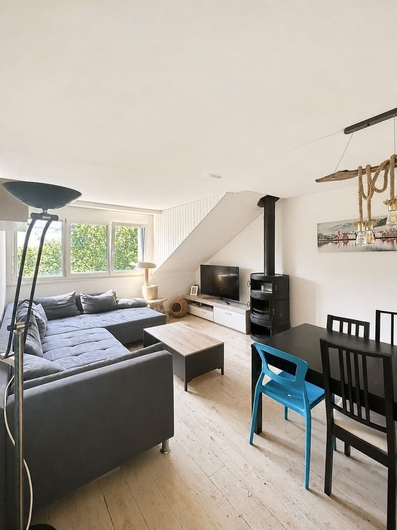 Charmant 3,5 pièces avec espace indépendant dans les combles (1)