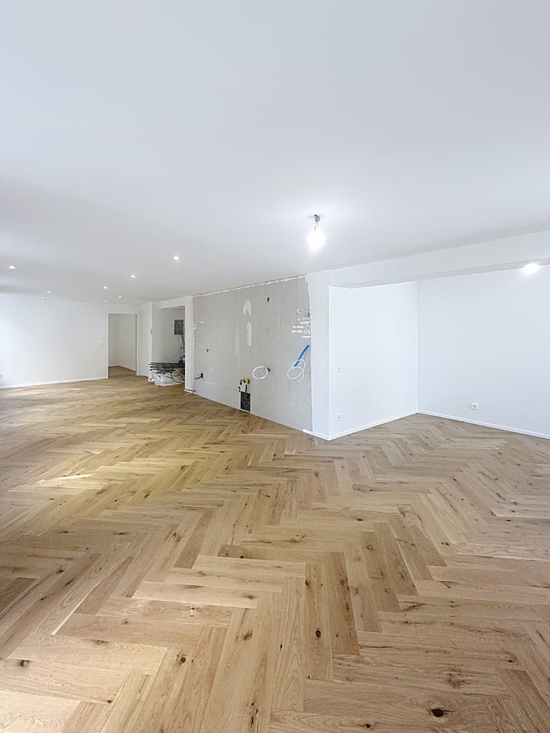 Au coeur de Fribourg ! Magnifique 2,5 pièces avec deux balcons (5)