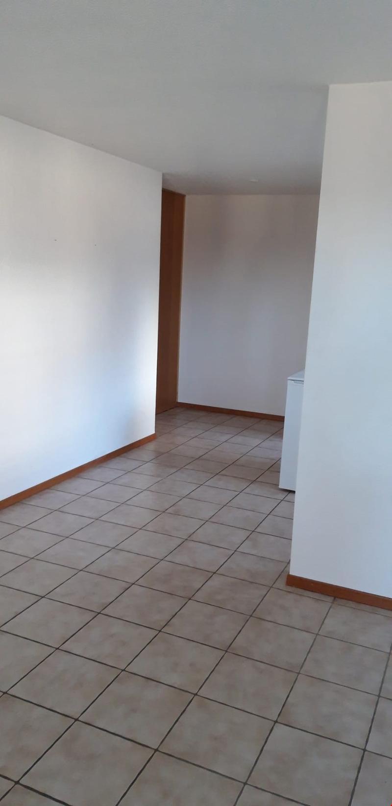 Studio im Erdgeschoss zu vermieten (2)