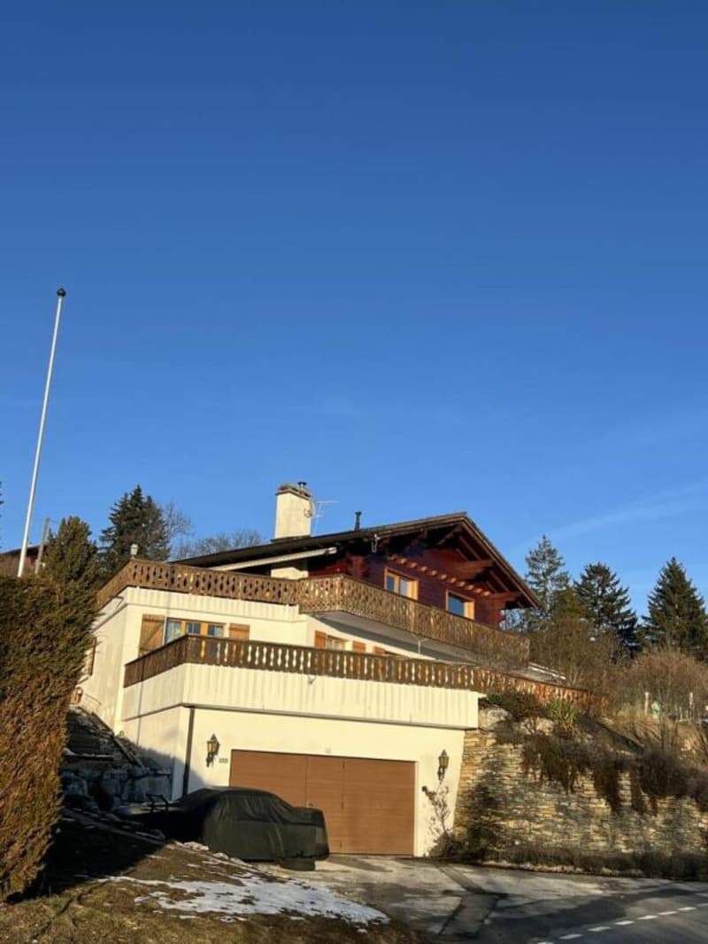 Chalet 8 pièces à Arbaz (2)