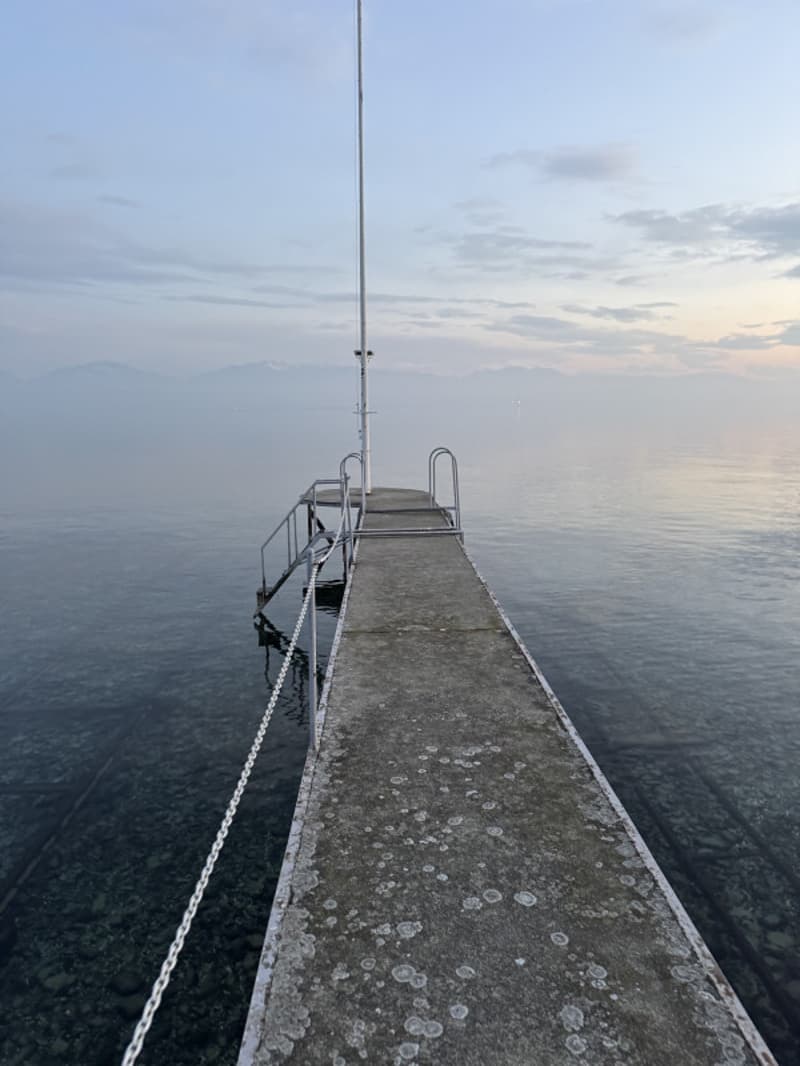 Opportunité Exceptionnelle : Superbes Parcelles Pieds dans l'Eau (VD-CH)