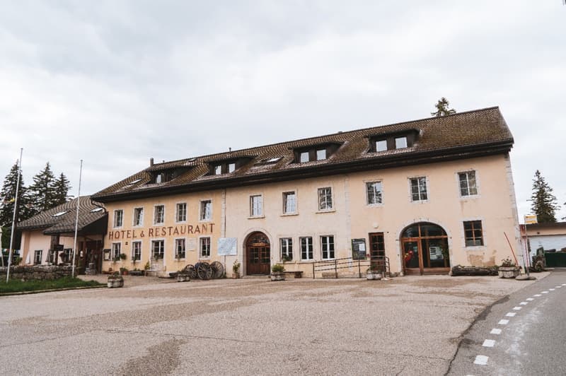 Magnifique hôtel à vendre (1)