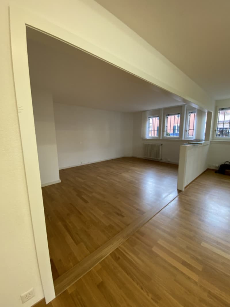 Surface commerciale d'env. 100 m2 - Place de Chauchy 2, 1164 Buchillon (6)
