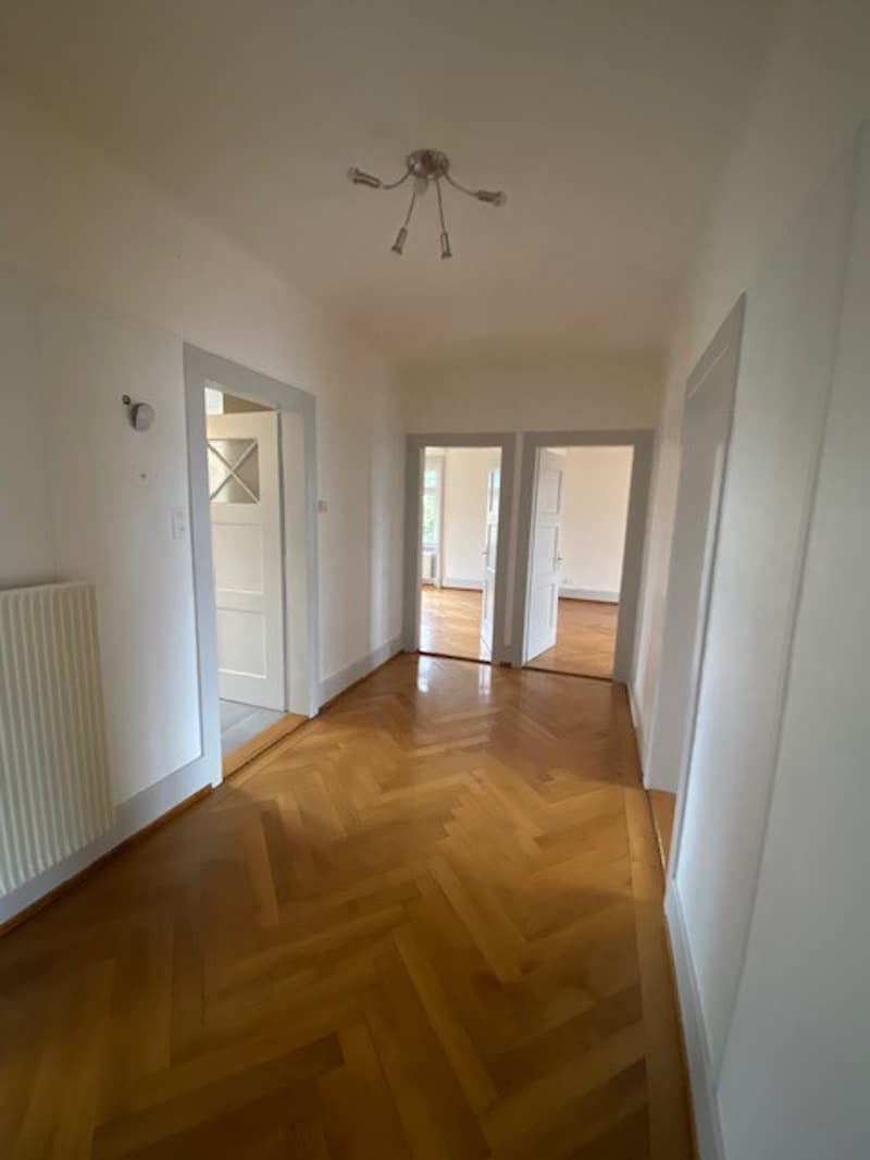 Maison de maître avec un logement un local commercial (8)