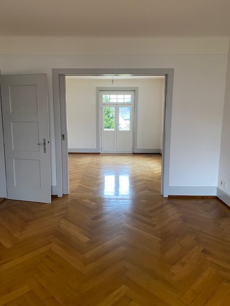 Maison de maître avec un logement un local commercial (5)