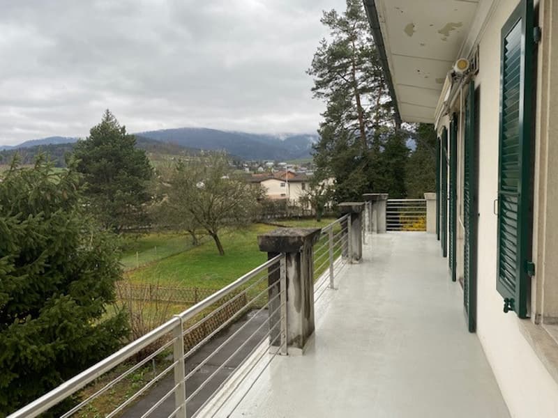 Maison de maître avec un logement un local commercial (6)