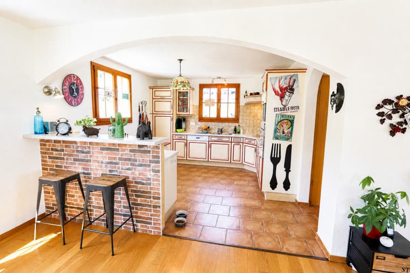 Villa individuelle de 5.5 pièces au centre du village (9)