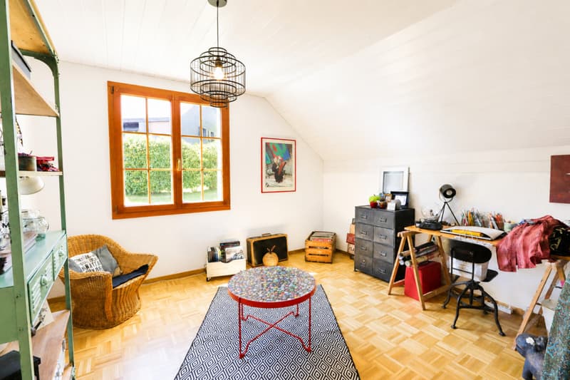 Villa individuelle de 5.5 pièces au centre du village (12)