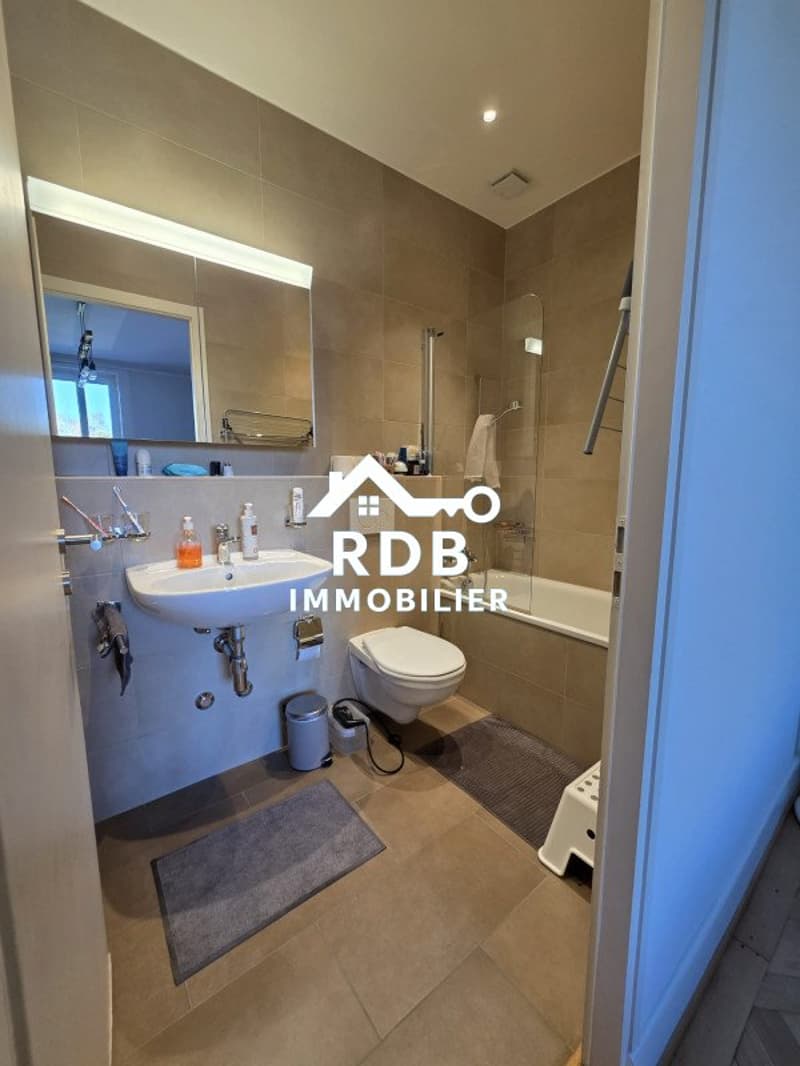 Magnifique appartement de 5,5 pièces au 1er étage situé à Genève 1202 (8)