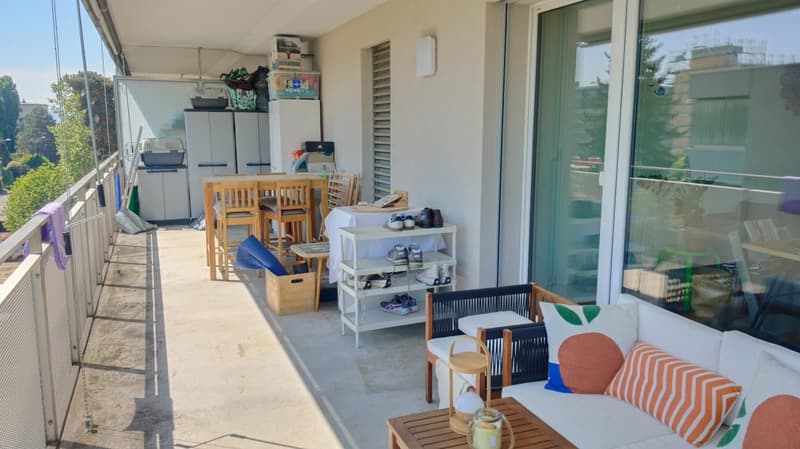 Joli 4 pièces avec grand balcon idéalement situé dans la région de Cointrin GE (3)