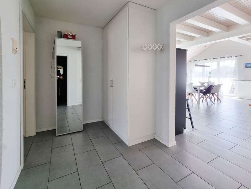 Appartement duplex lumineux avec balcon dans un cadre résidentiel privilégié (2)