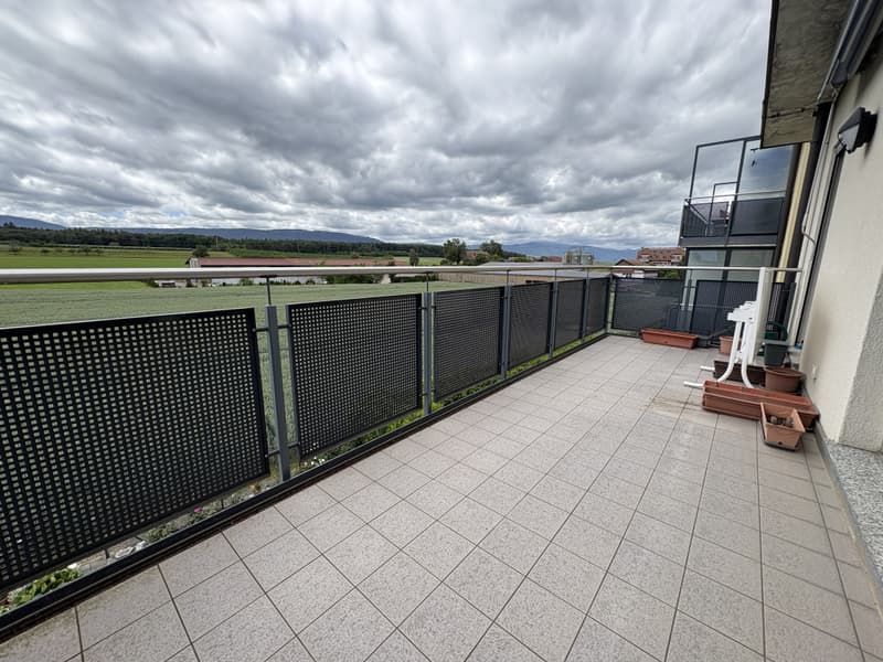 grand balcon de 12 m2