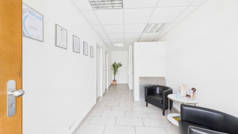 Büro / Arztpraxis in Schlieren (3)