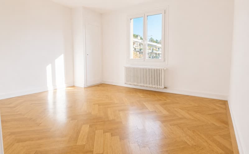 À louer sans place de parc ! - 4 pièces rénové au 1er étage à Pully (5)