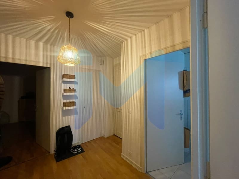 Appartement de 3 pièces au 3ème étage situé à Genève 1205 (3)