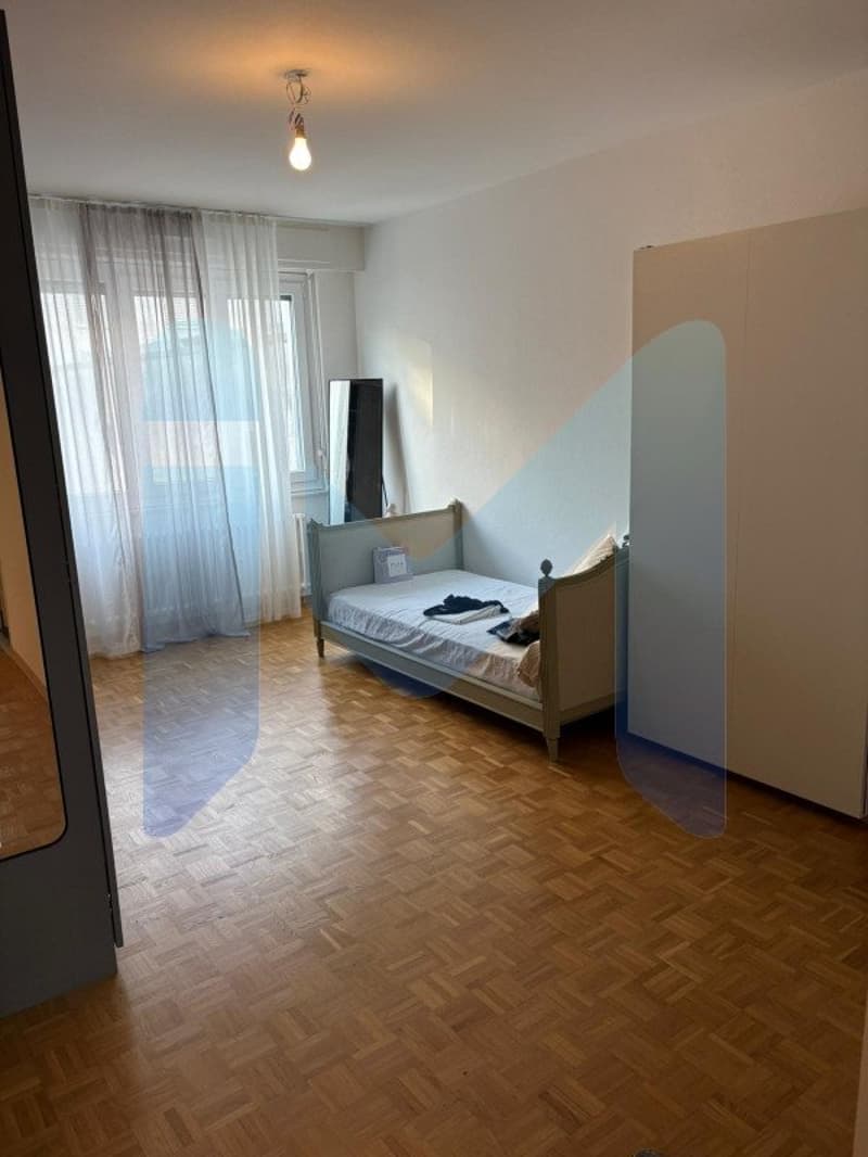 Appartement de 4 pièces au 2ème étage situé à Genève 1202 (7)