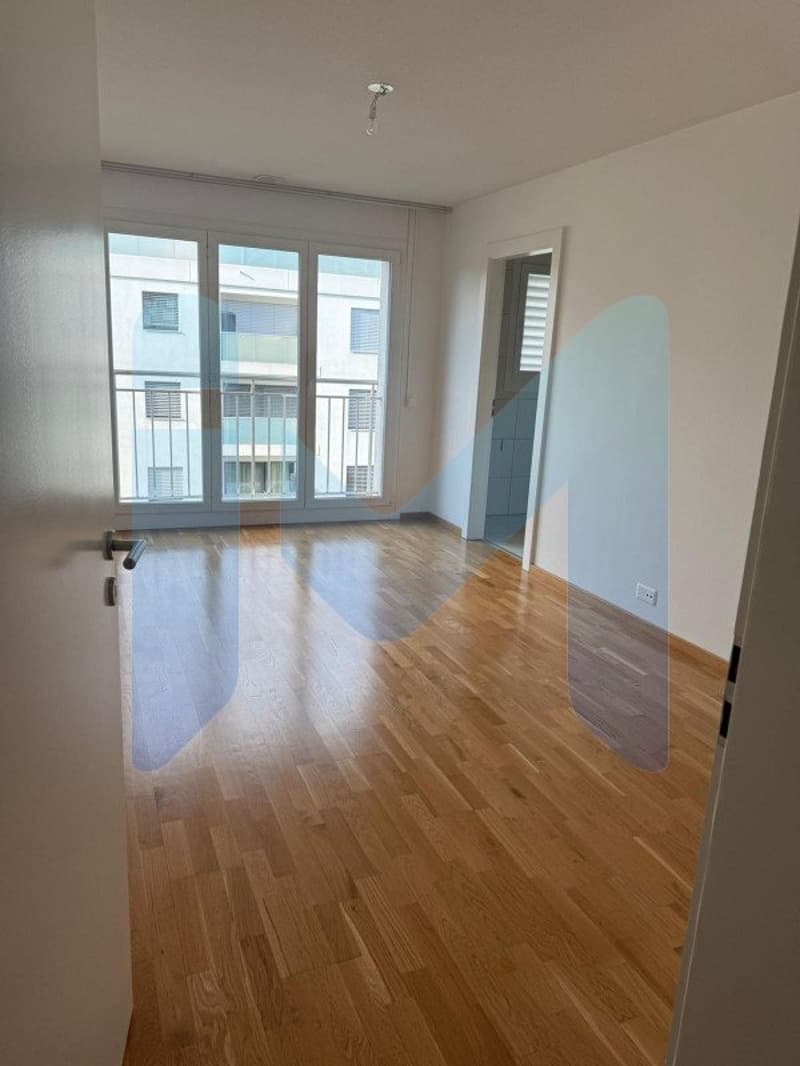 Appartement de 5,5 pièces au 3ème étage situé à Thônex 1226 (4)