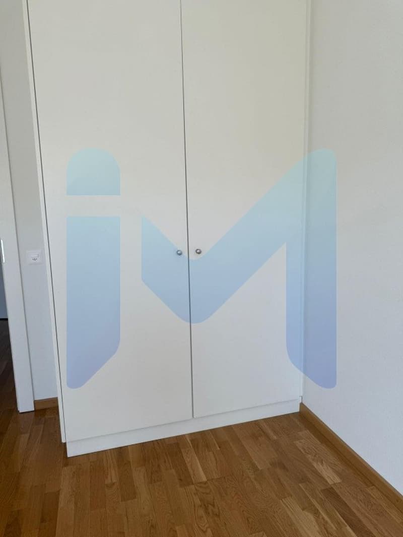 Appartement de 5,5 pièces au 3ème étage situé à Thônex 1226 (9)