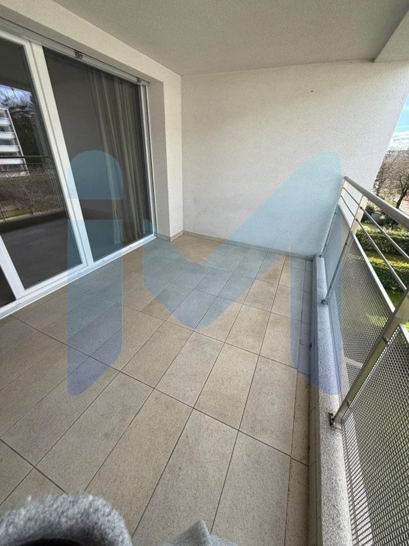 Appartement de 5,5 pièces au 3ème étage situé à Thônex 1226 (12)