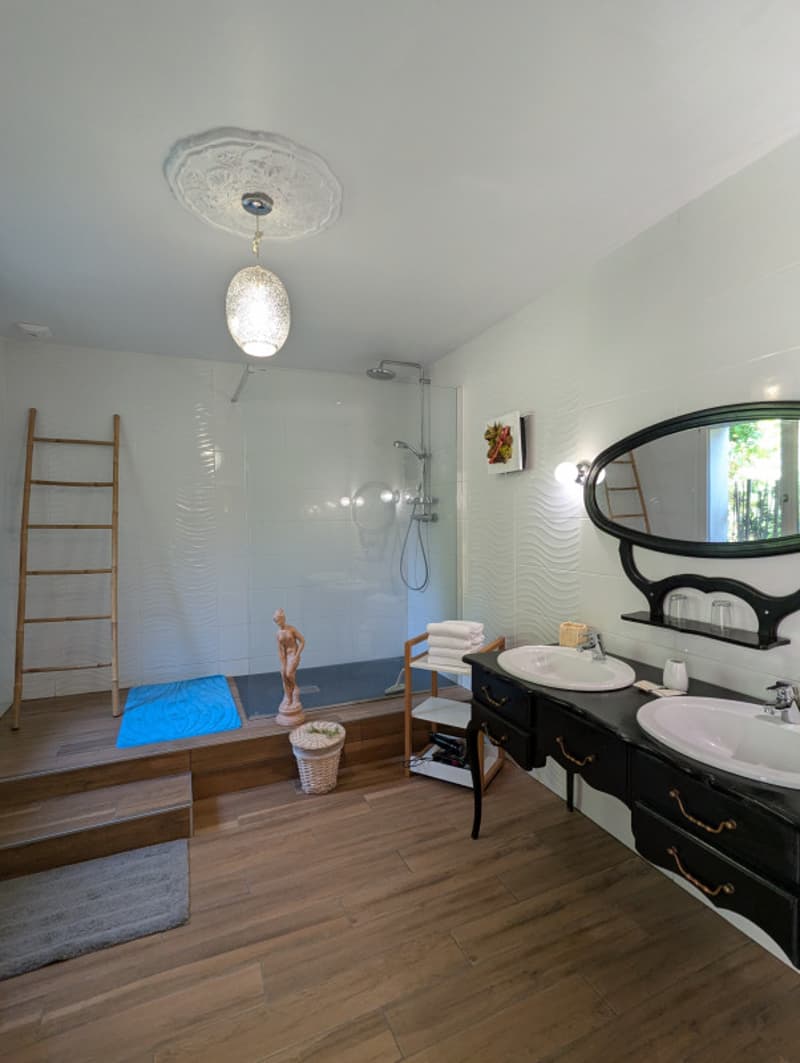 Envie de changer de vie ? Et si cette villa en France était faite pour vous ? (9)