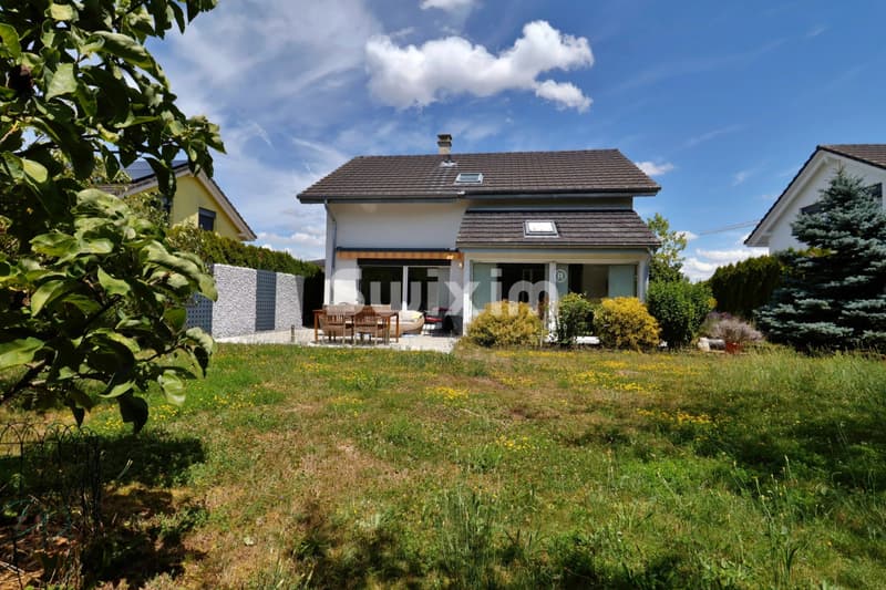Exclusivité ! Villa individuelle dans un quartier résidentiel ! (1)