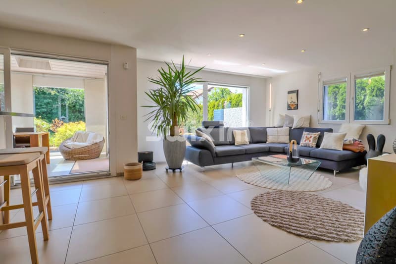 Exclusivité ! Villa individuelle dans un quartier résidentiel ! (3)