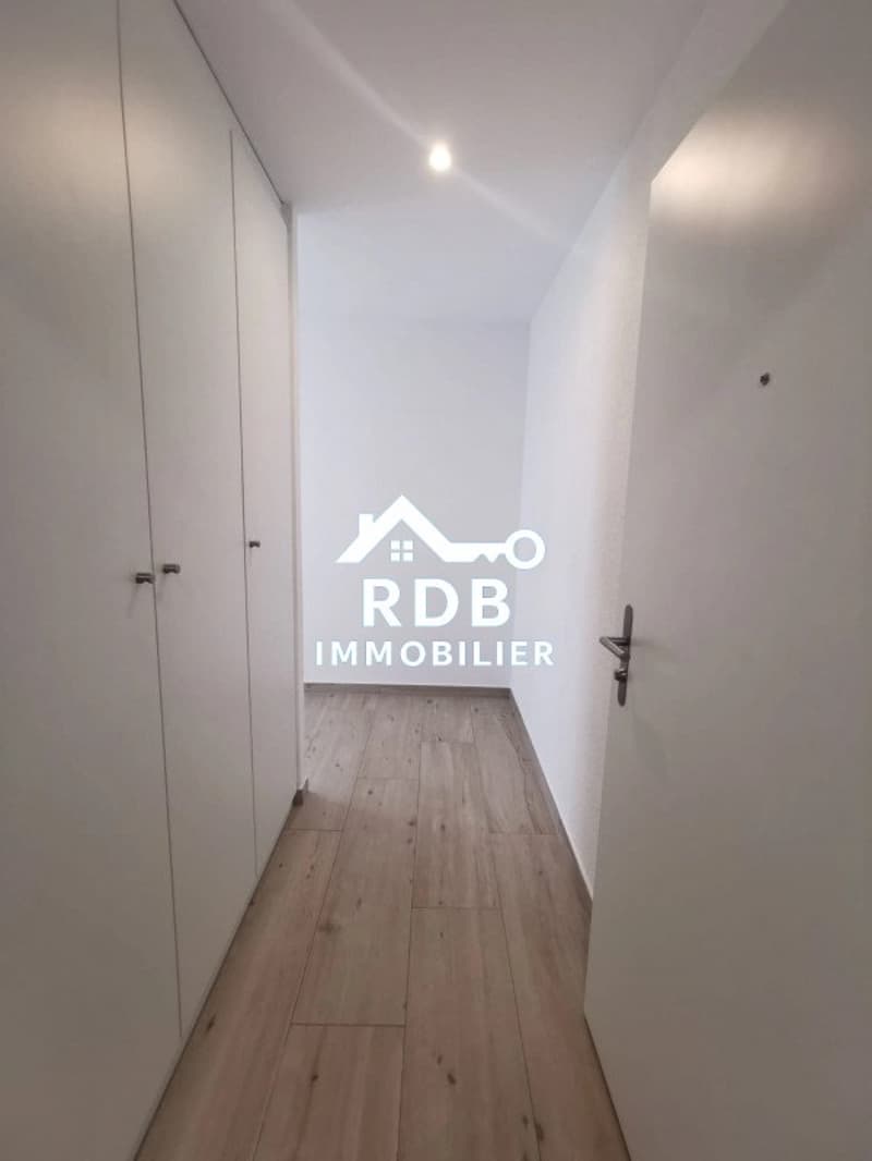 Appartement / condominium de 1 chambre et 1 salle de bain (6)