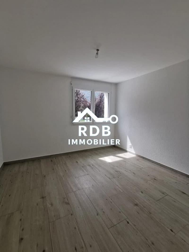 Appartement / condominium de 1 chambre et 1 salle de bain (3)