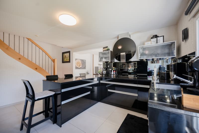 Opportunité rare : Villa mitoyenne familiale de 5.5 pièces (3)
