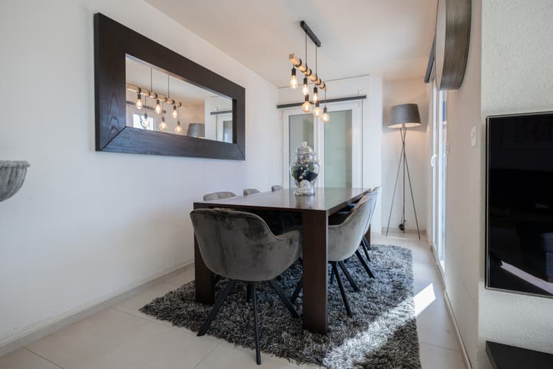 Opportunité rare : Villa mitoyenne familiale de 5.5 pièces (5)
