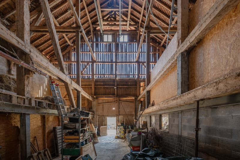 EXCLUSIVITE : Ancienne ferme avec potentiel de création de plusieurs logements (10)