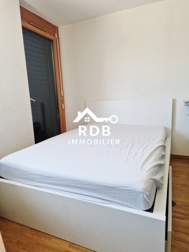 Appartement de 5 pièces au 1er étage situé à Le Grand-Saconnex 1218 (8)