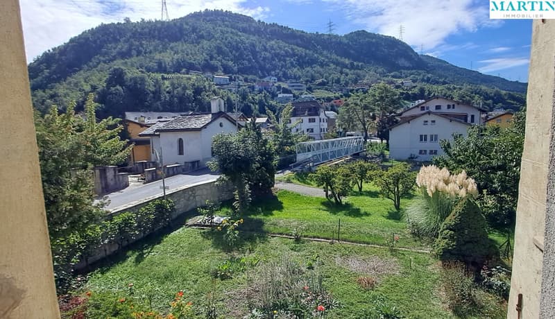 A VENDRE - BRAMOIS : En face du pont historique, 4.5 pièces avec jardin (3)
