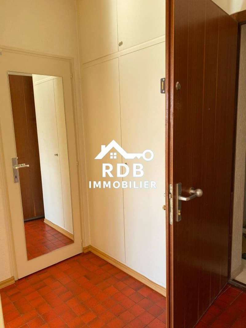 Appartement de 2,5 pièces au 4ème étage à Thônex 1226 (6)