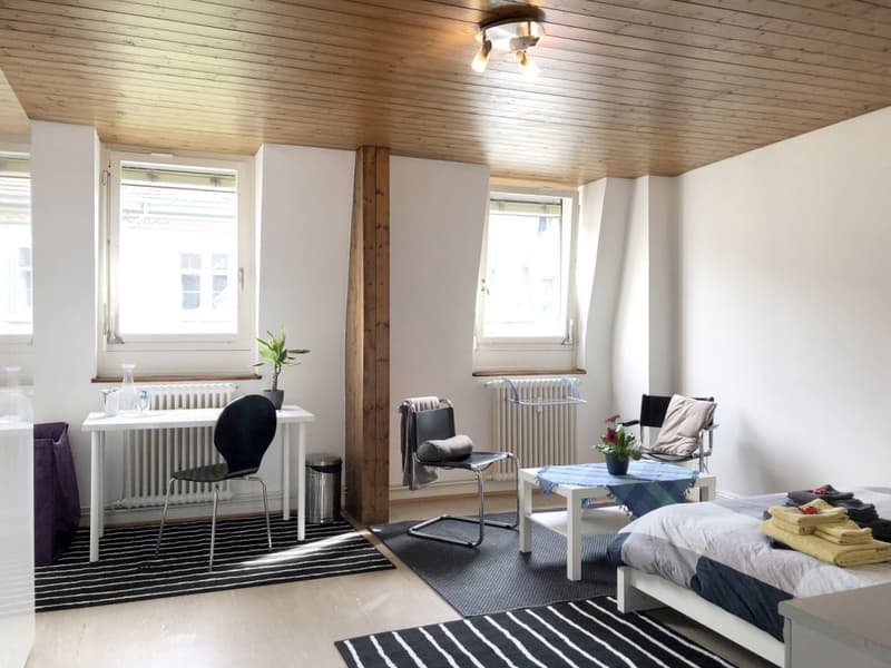 Extra grosses, möbliertes WG-Zimmer nahe Rhein - Top Lage! (1)